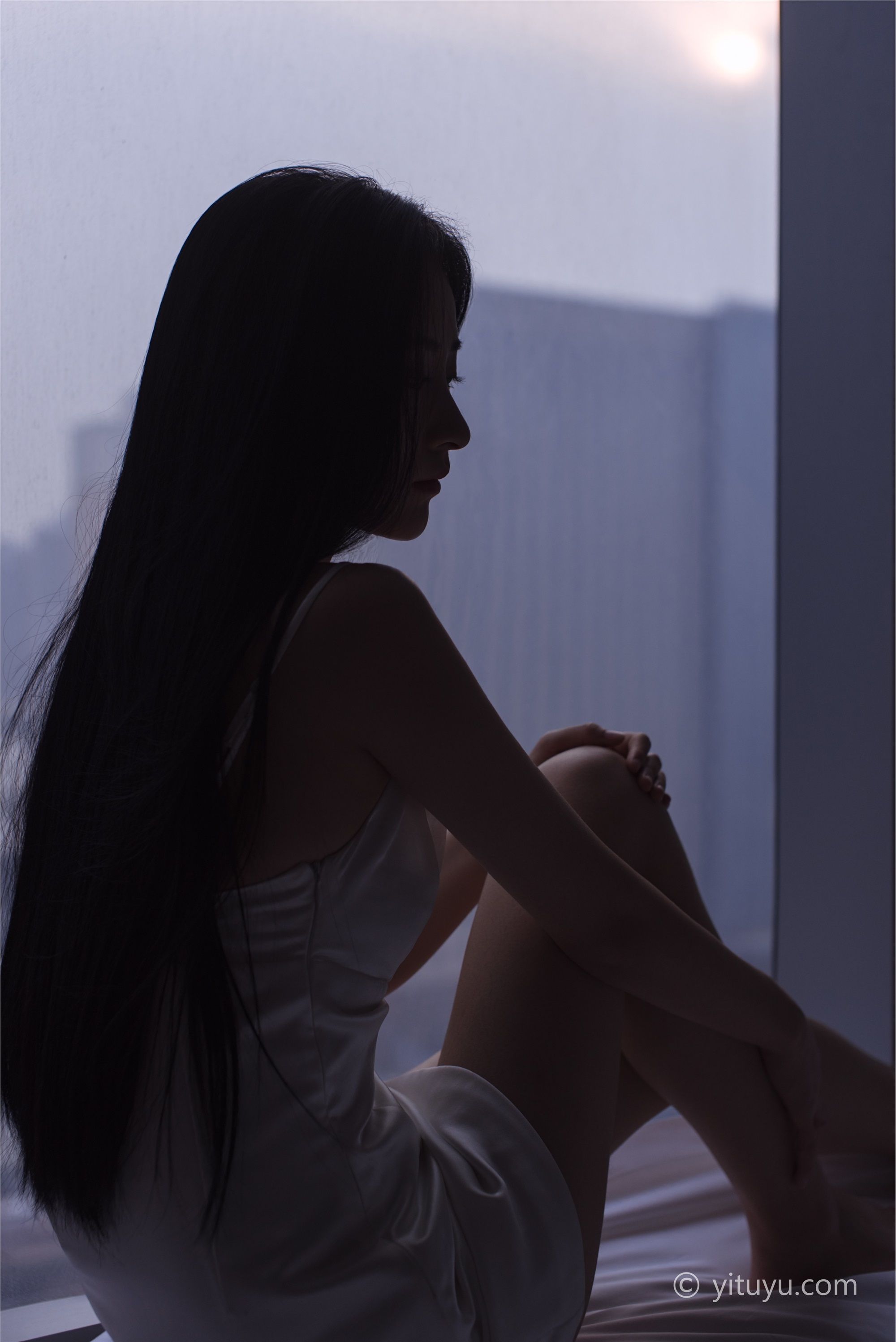 YITUYU艺图语 2021.08.16 分手前 颖儿